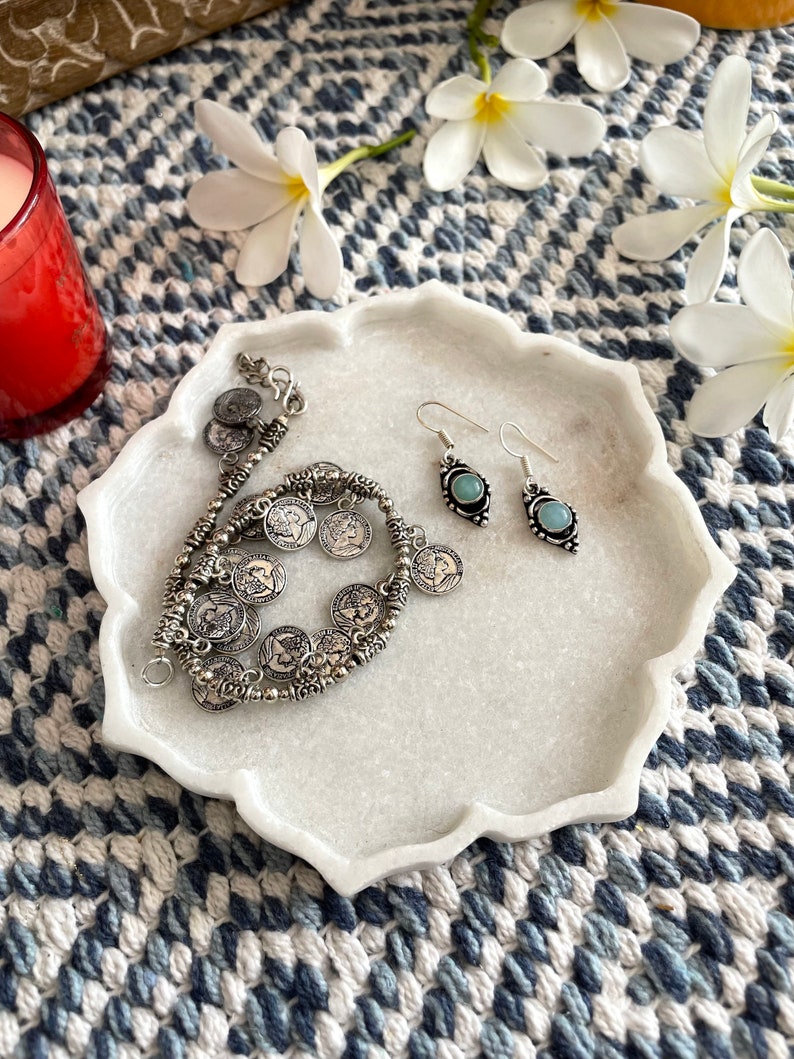 Decorative flower White Marble plate